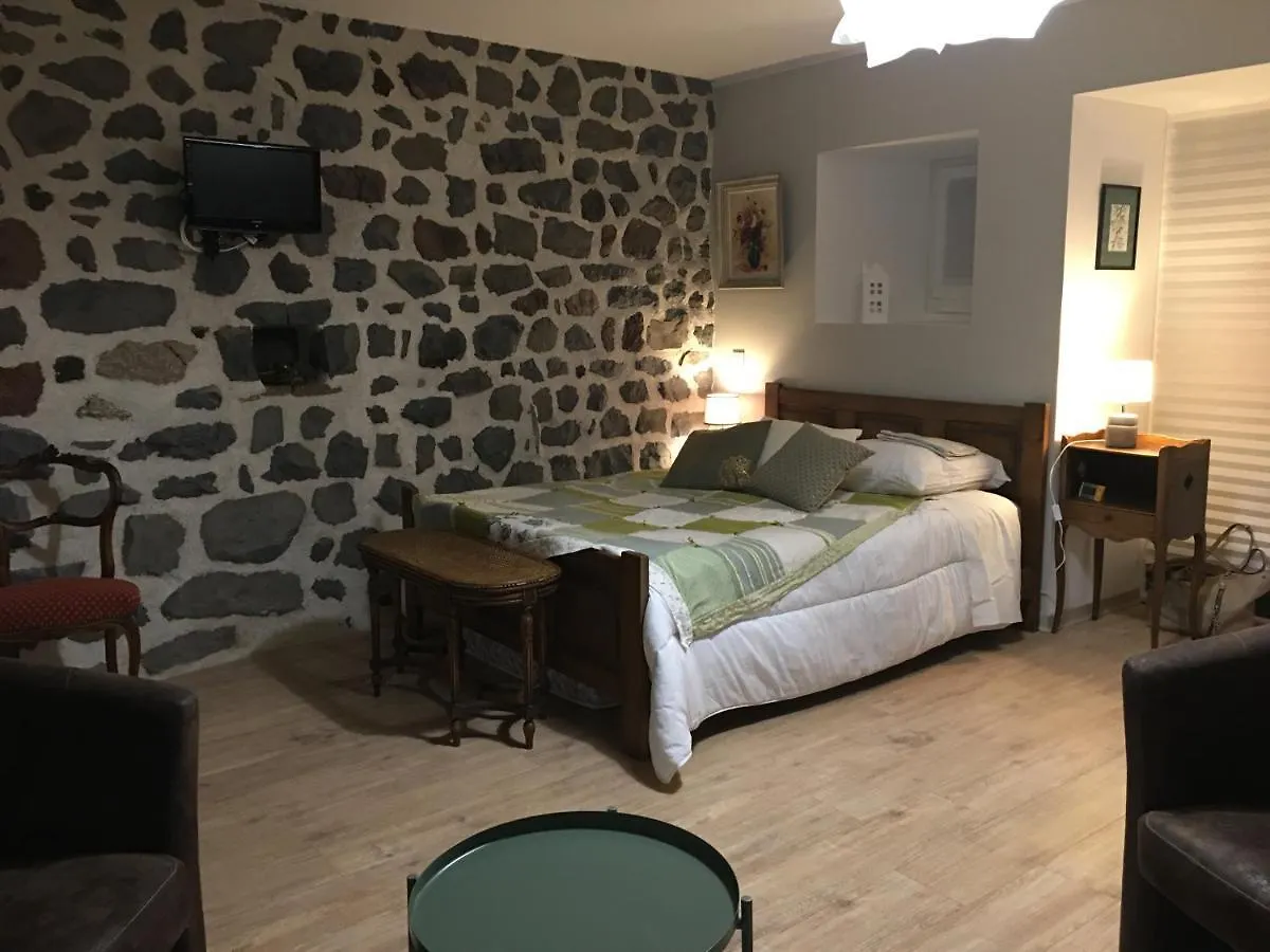 La Cadille Bed & Breakfast Alleyras